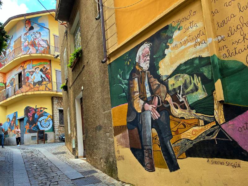 Streetart in Orgosolo - sardinie