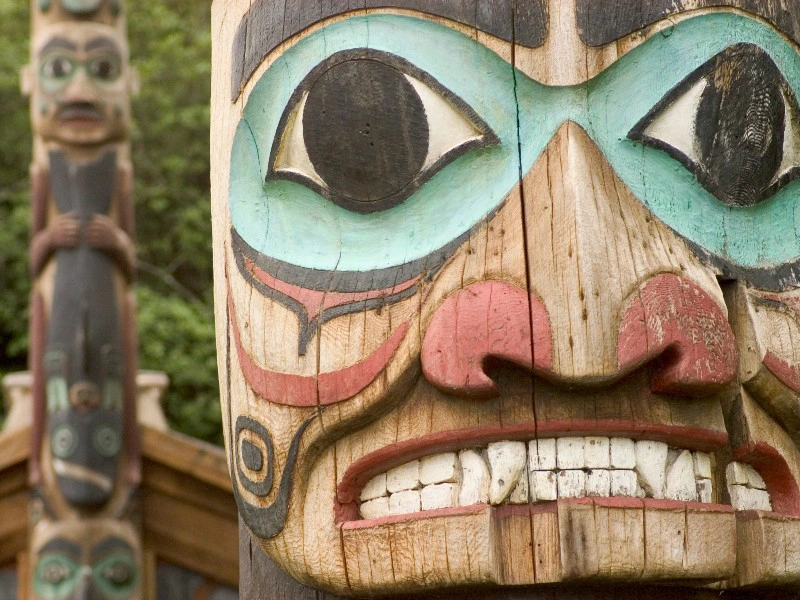 Reizen naar Alaska, totempaal