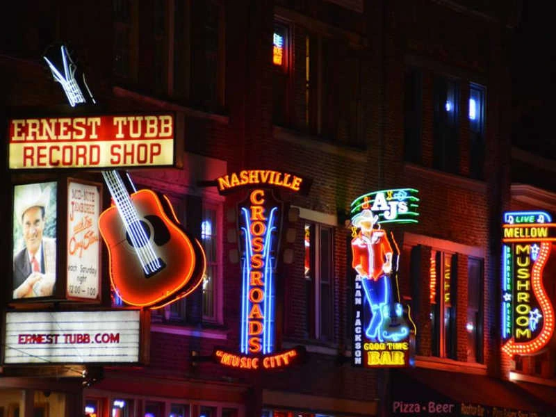 Nashville-Music-Row