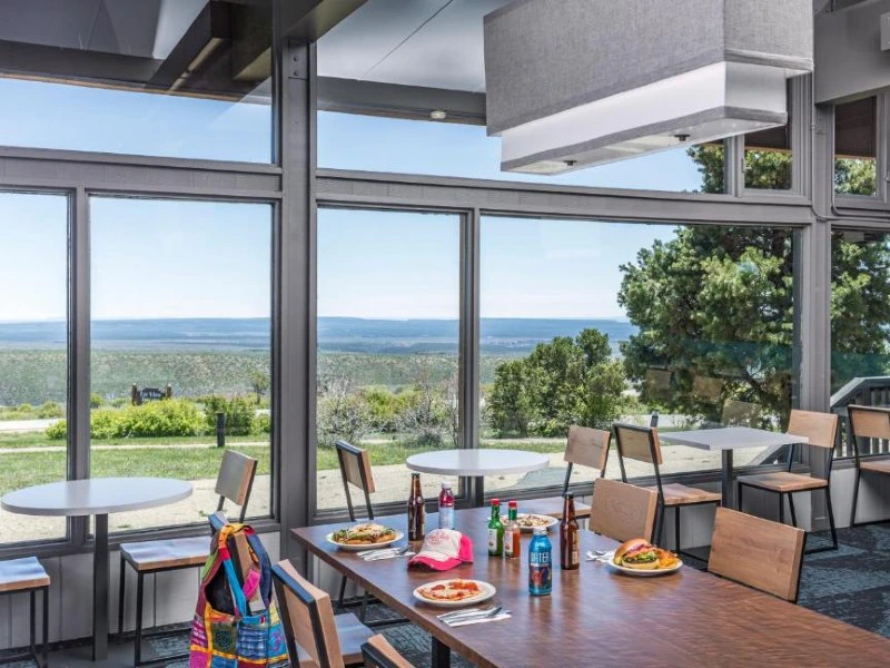 lunch mesa verde lodge