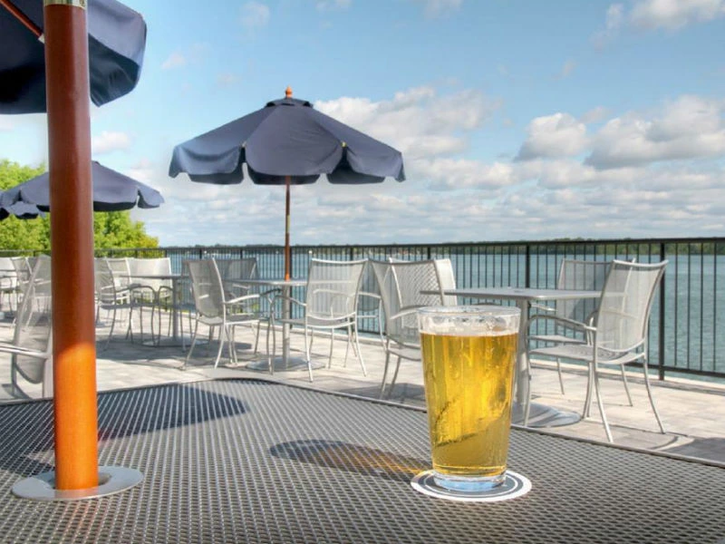 terras-niagara-falls-hotel