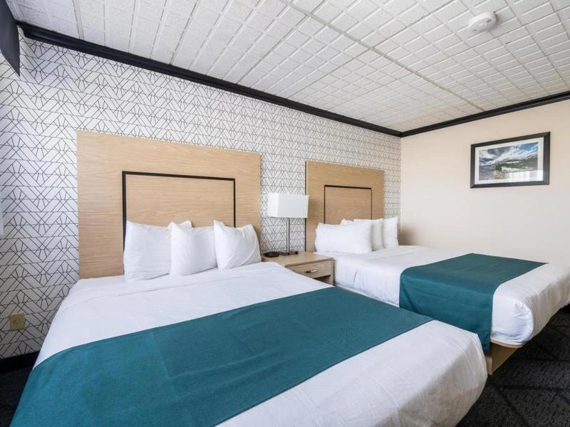 hotel whitehorse yukon