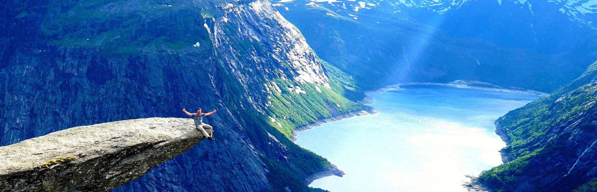 Hike Trolltunga Noorwegen