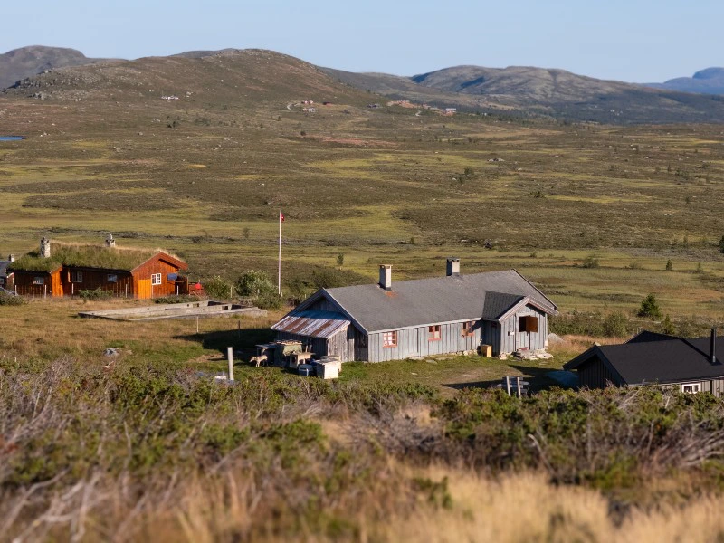 off-grid berghut