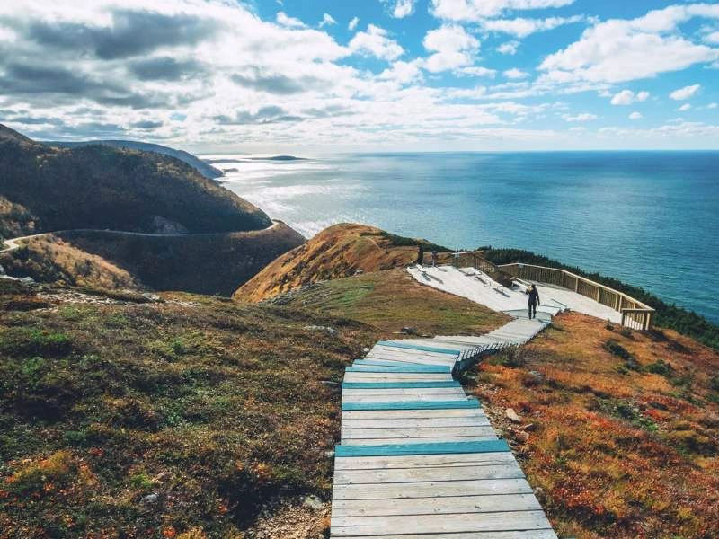 hiken in Canada