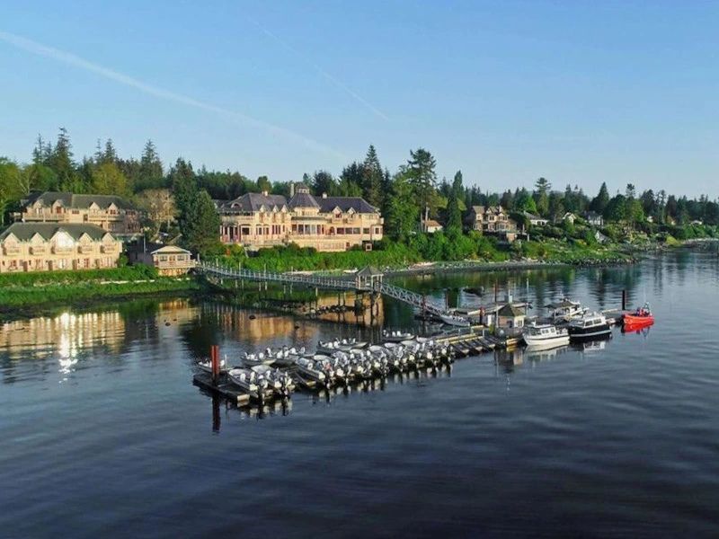 lodge aan het water Campbell river