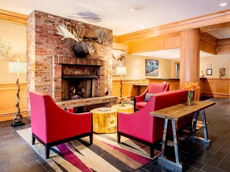 lobby hotel Whistler