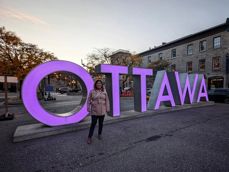 reiziger voor Ottawa Sign