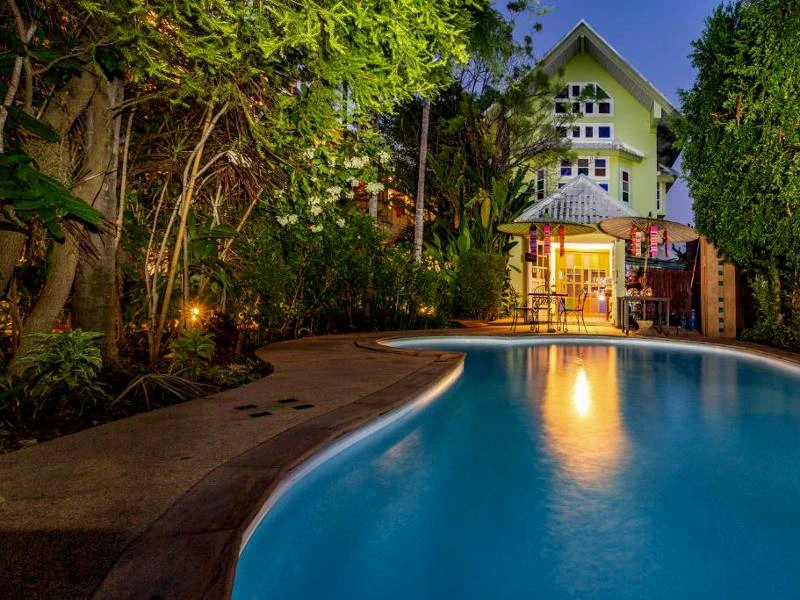 thailand-chiang-mai-hotel-zwembad