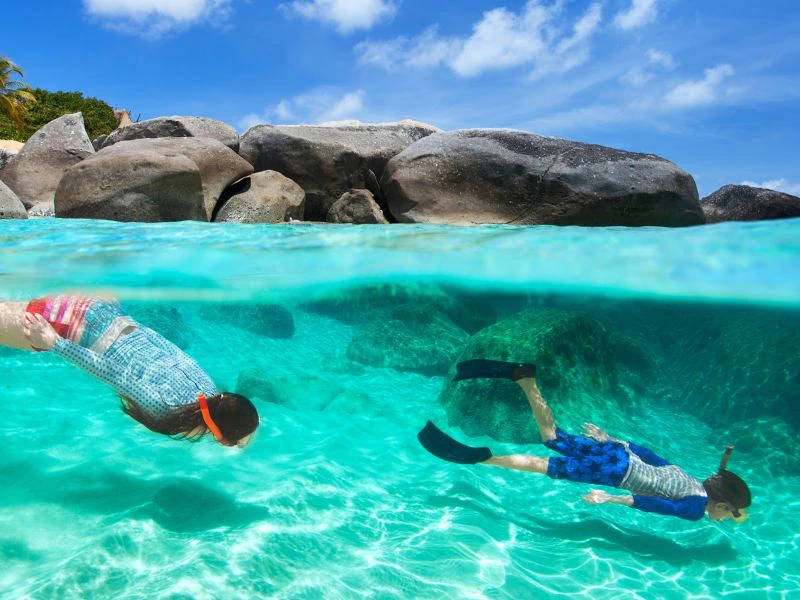 koh tao kinderen snorkelen thailand