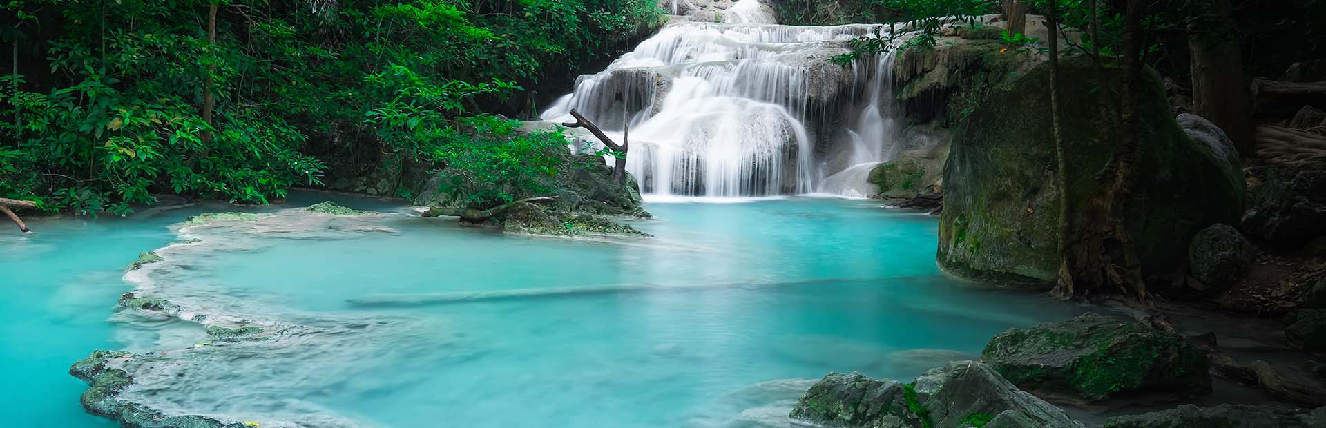rivier waterval river kwai thailand