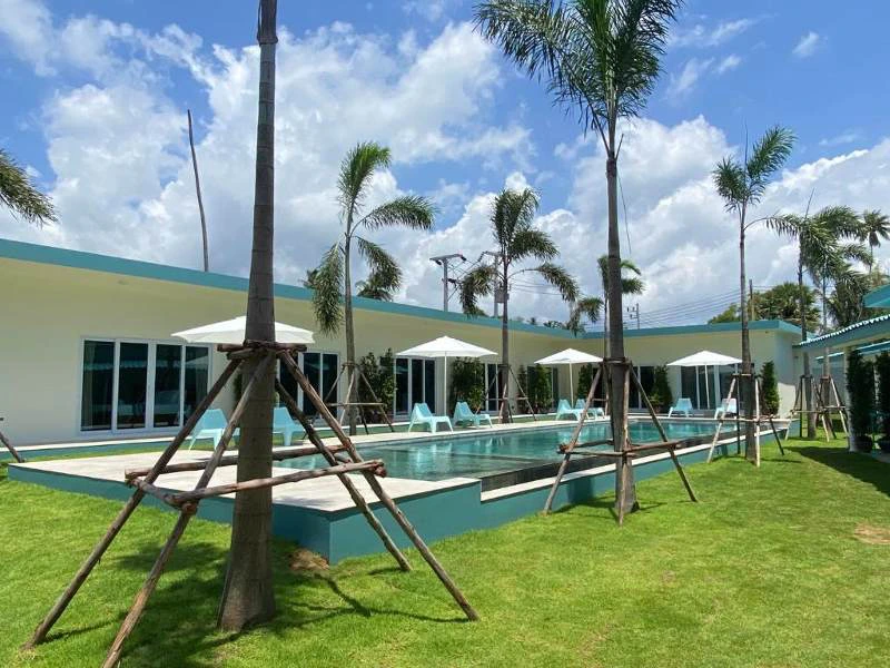 riksja-thailand-khanom-zwembad