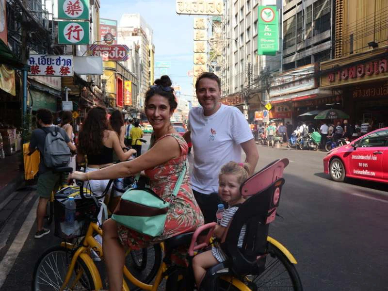 Thailand Bangkok fietsen met kinderen