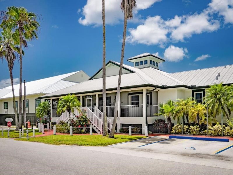 hotel everglades city