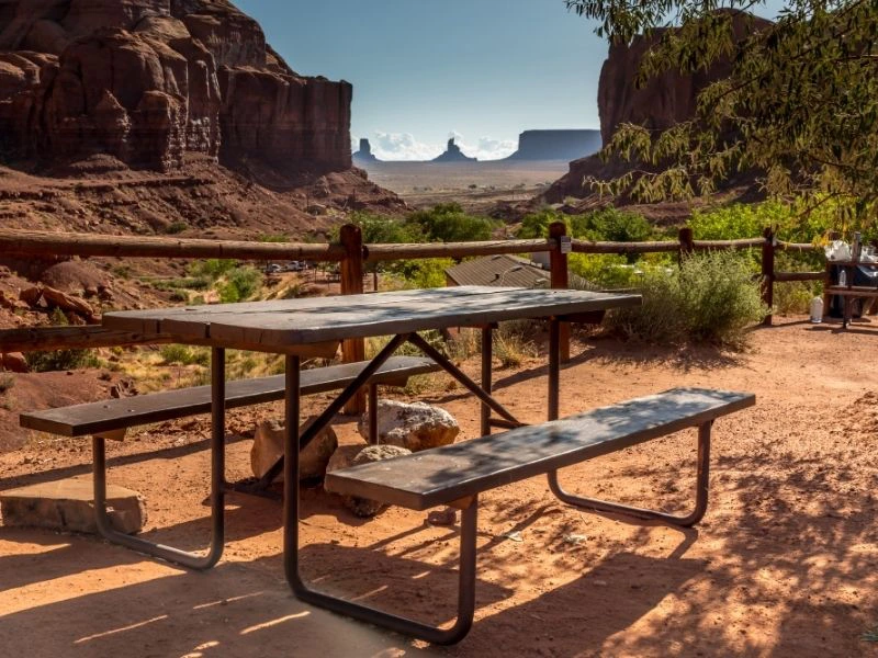 Monument-Valley-kamperen