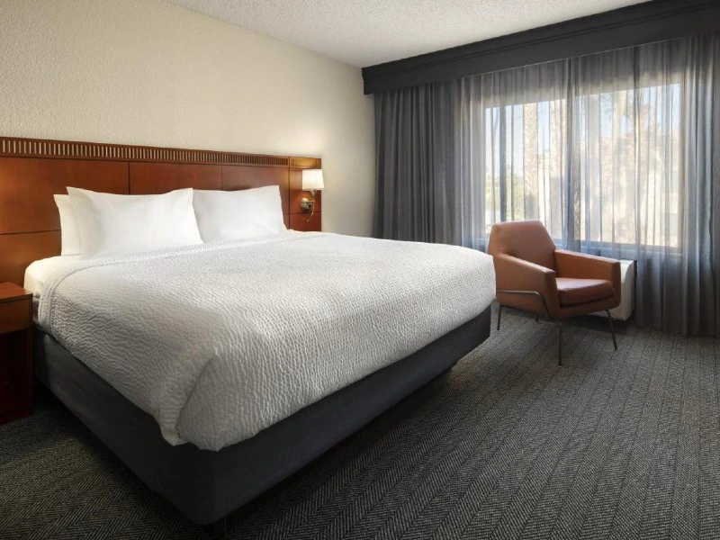 hotel bij joshua tree national park in palm springs