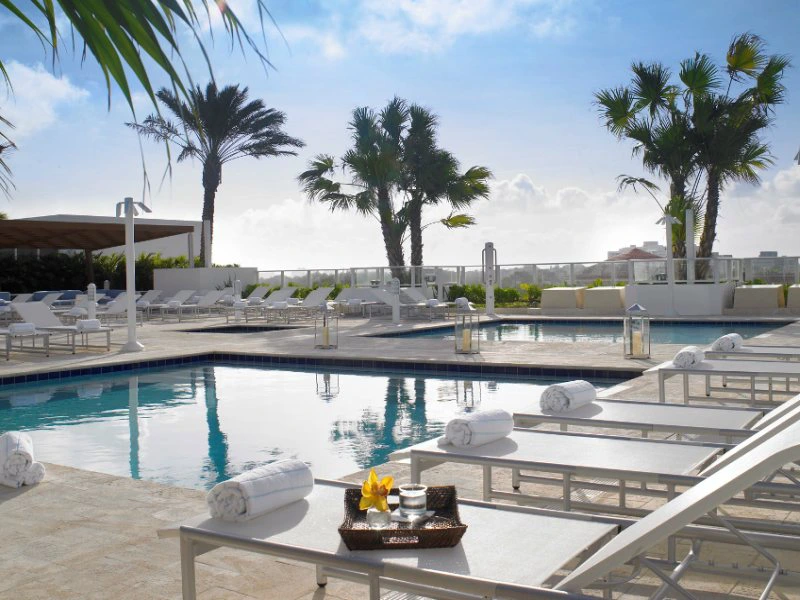 Appartement met zwembad in Miami