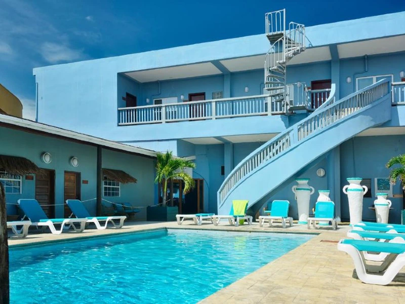 zwembad keywest hotel