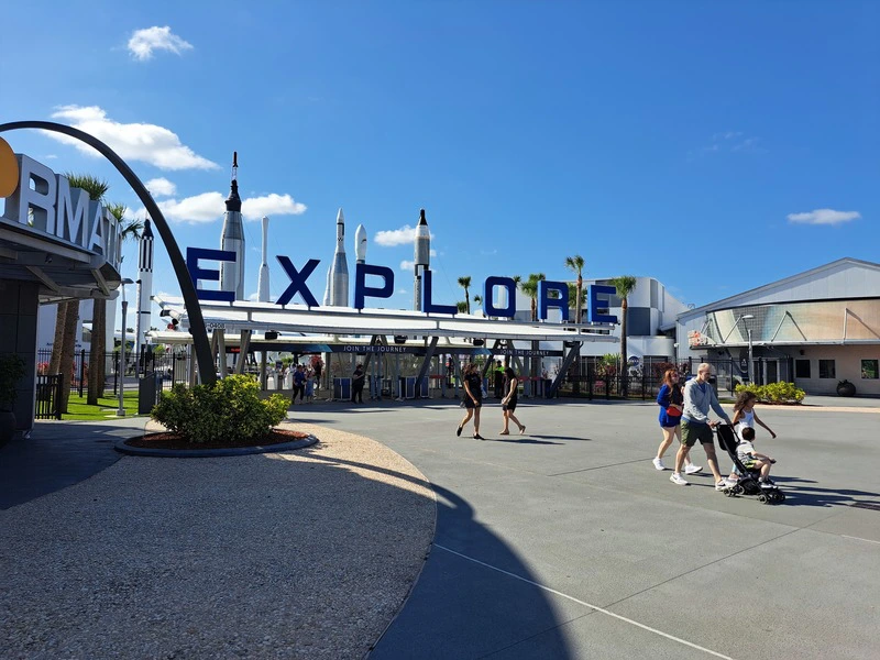 Florida_cocoa beach_space center