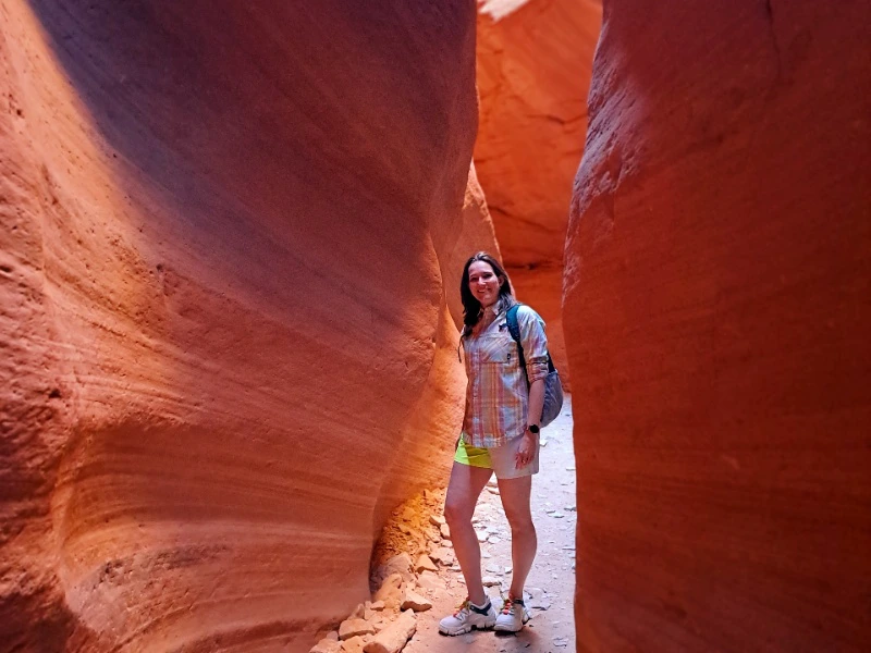 Peek-a-boo slot canyon