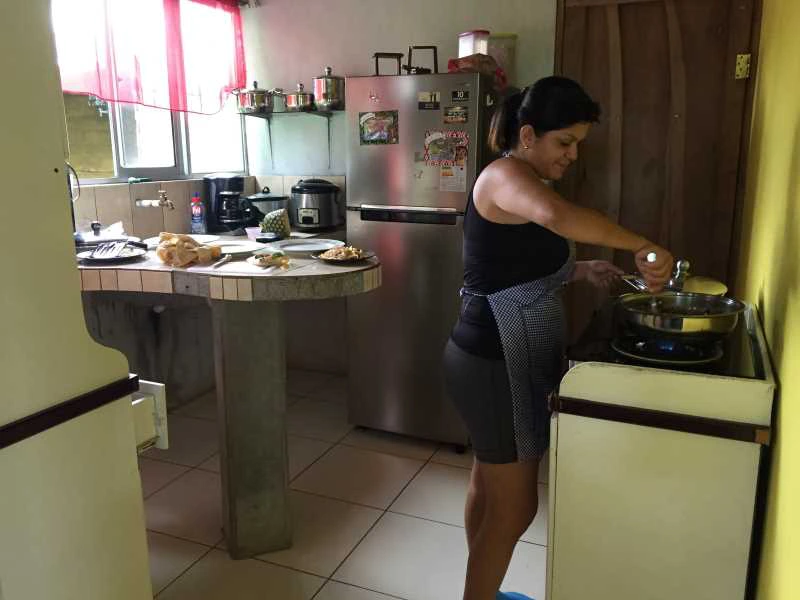 Ontbijten in de homestay