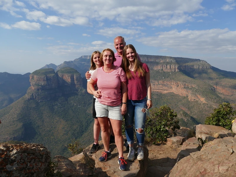 Familie panoramaroute Zuid Afrika uitzicht kinderen