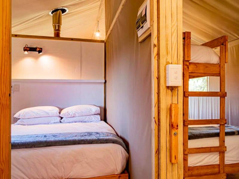 Glampingtent in Oudtshoorn Zuid-Afrika