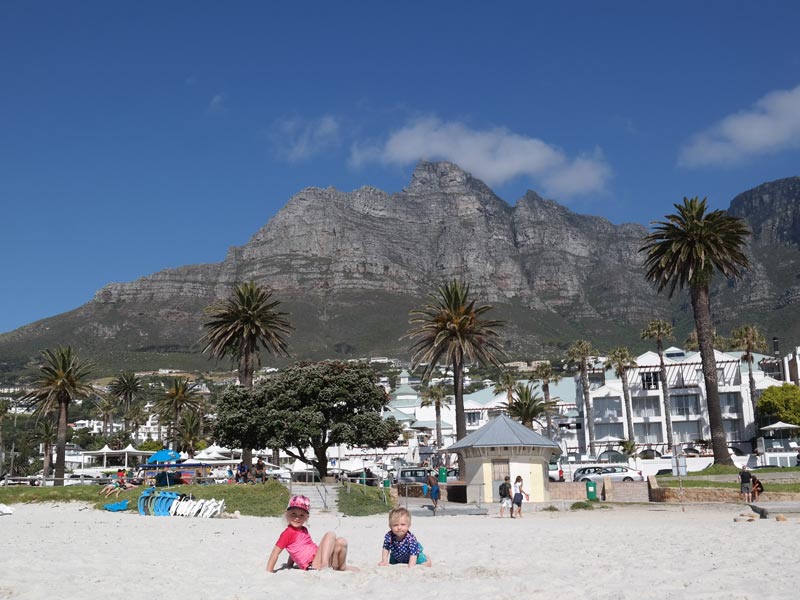 strand-kaapstad-met-kinderen Zuid-Afrika