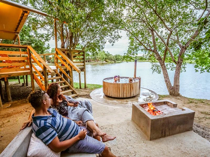 hottub-glamping-hoedspruit-zuid-afrika