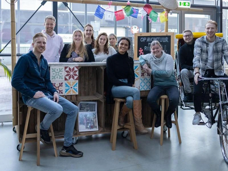 Team Zuid-Afrika op het Riksja Travel kantoor