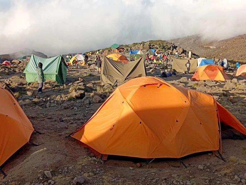 Tanzania Kilimanjaro - camp