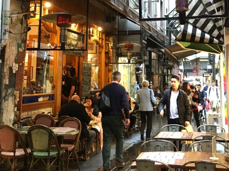 walking tour melbourne