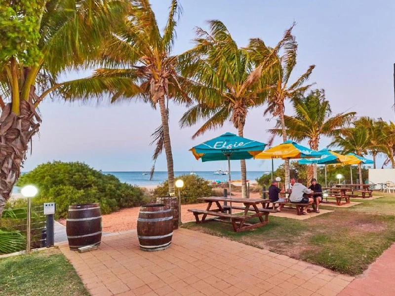 Overnachten in Monkey Mia