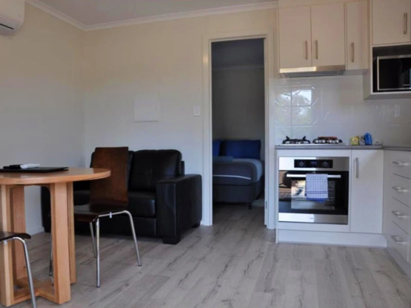 Kangaroo Island cabin binnen met slaapkamer