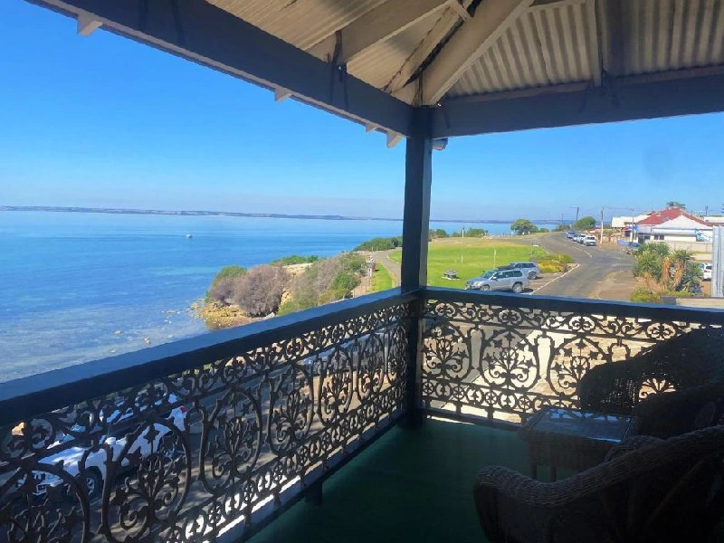 Uitzicht vanaf het balkon op Kangaroo Island