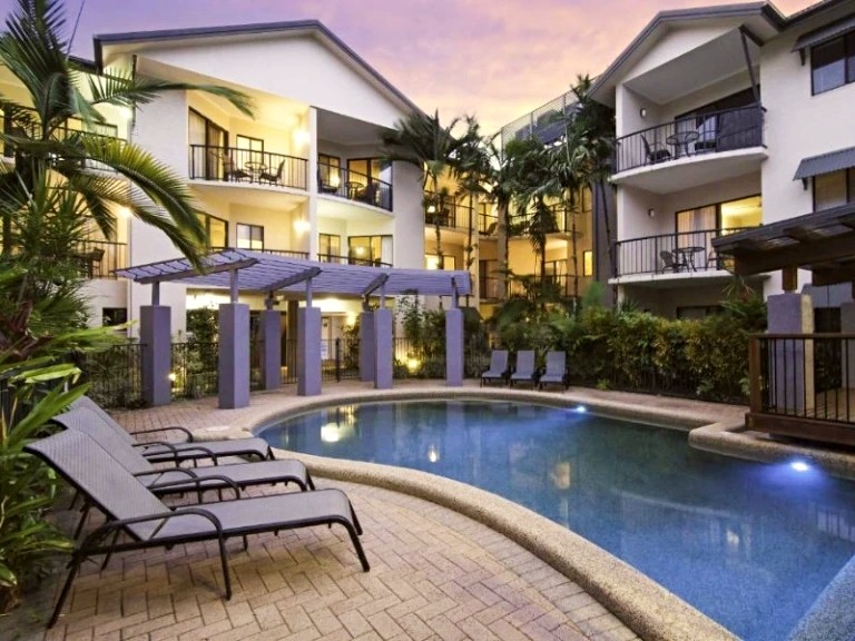 Australia - hotel - pool