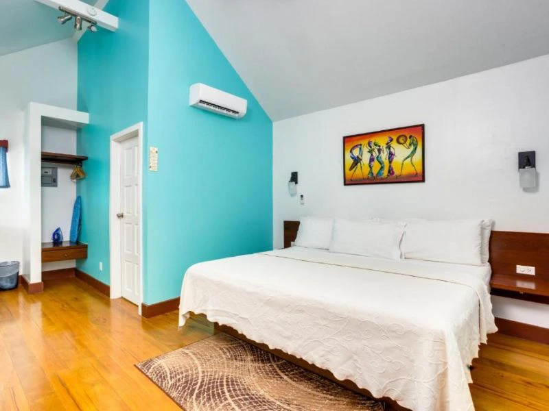 Cabanas Belize City slaapkamer