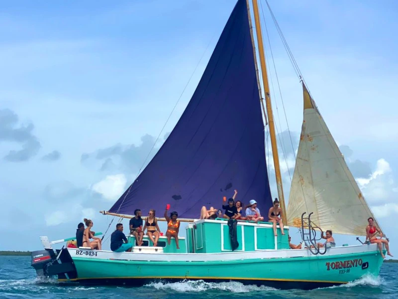 belize sailing