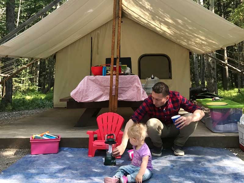 Kananaskis kamperen family