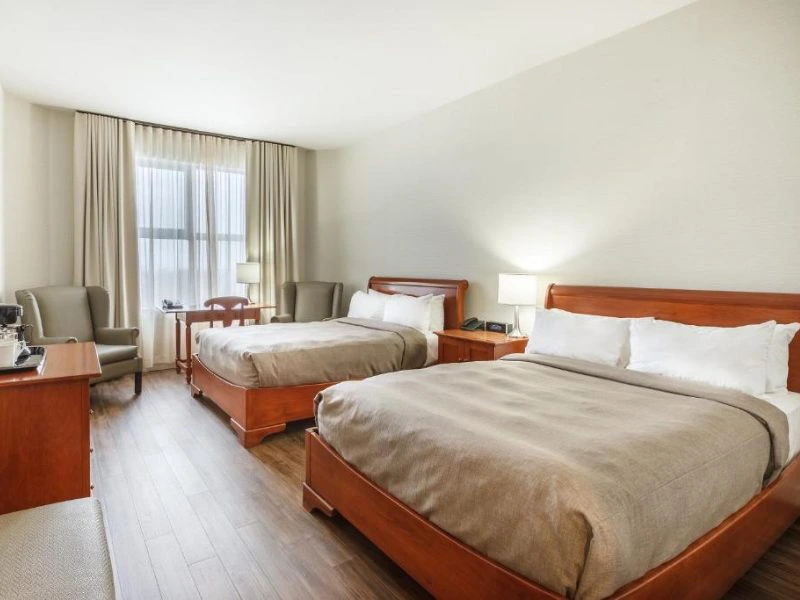 canada quebec hotel