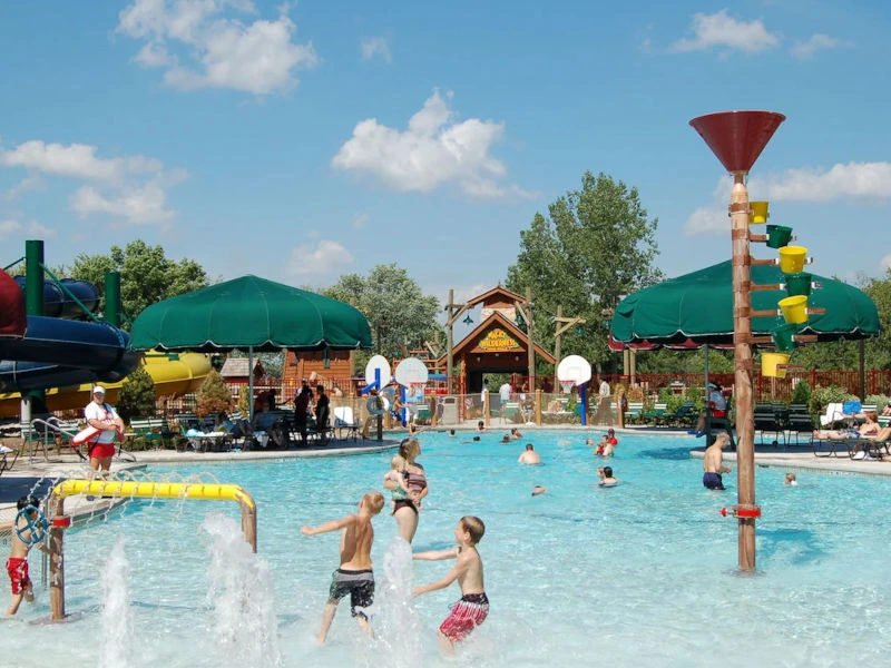 hotel niagara falls