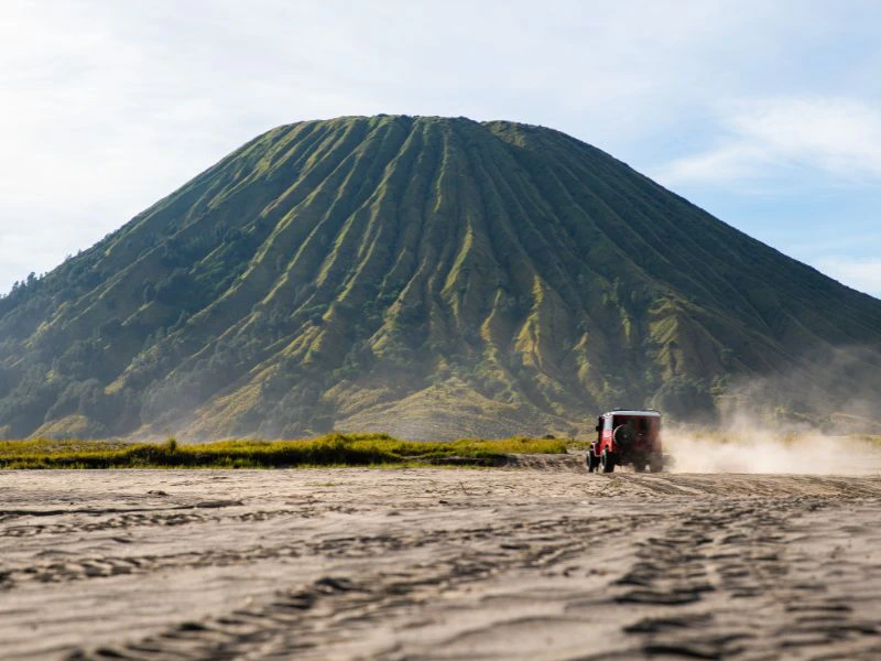 Jeeptour over de Bromo vulkaan op Java in Indonesië
