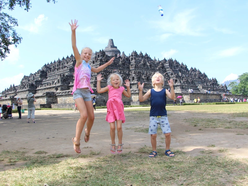 borobudur java
