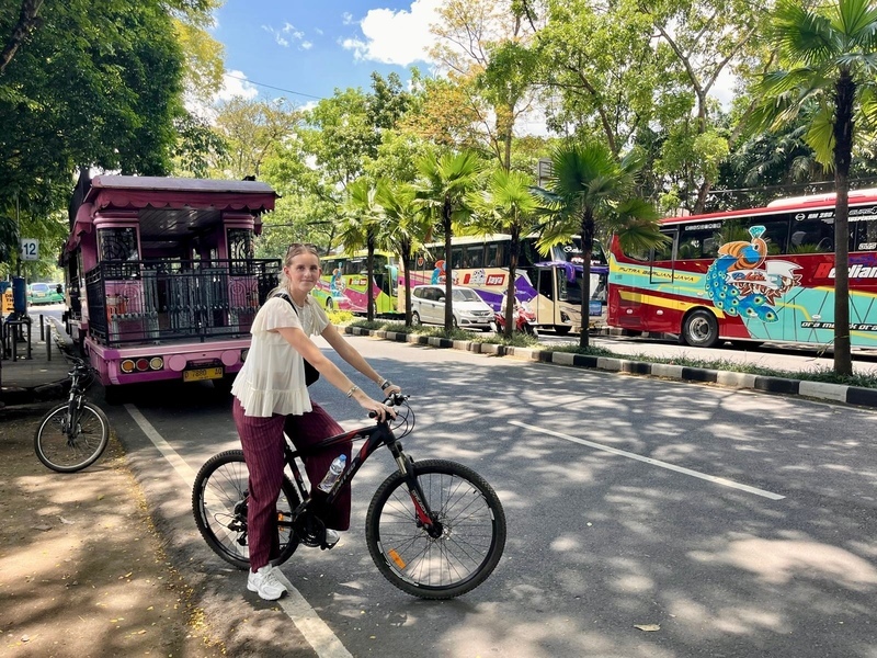 Koloniaal Bandung op de fiets