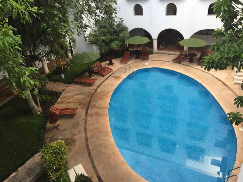 familie hotel vallodolid zwembad