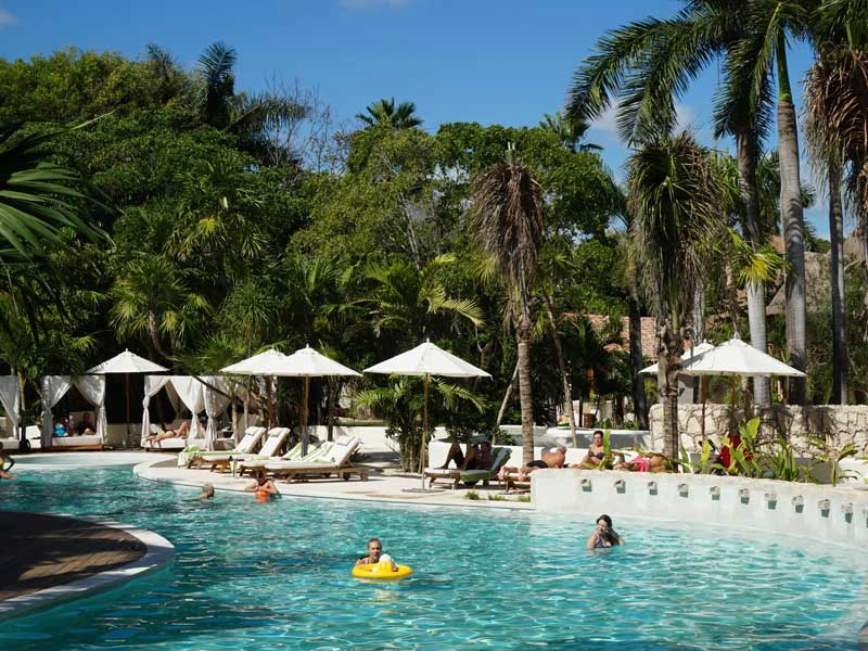 Comfort Stay Playa del Carmen - zwembad met kinderen