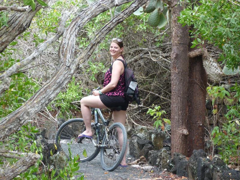 galapagos isabela mountainbiken