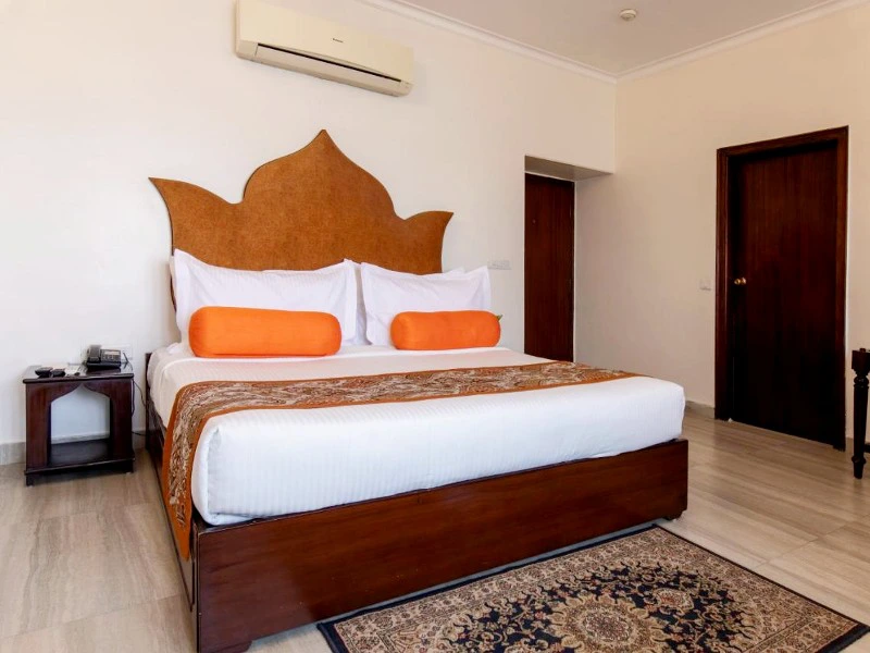 hotel in varanasi
