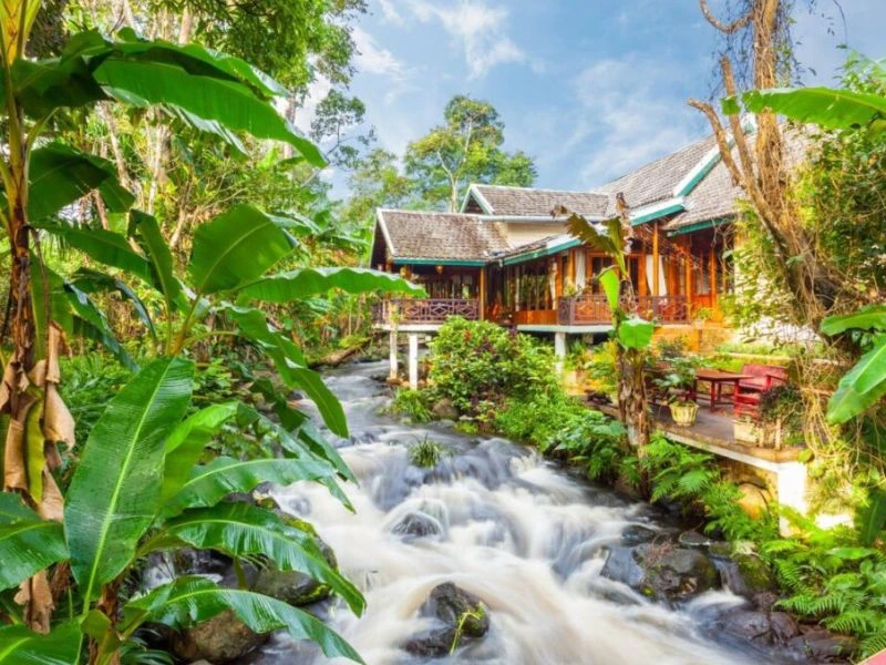 Hotel in Bolovenland