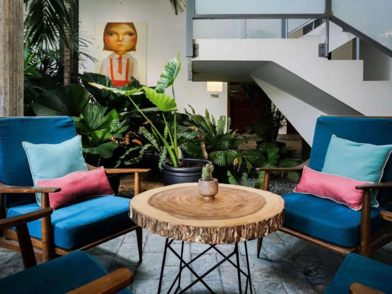 Phnom Penh hotel lobby in Cambodja